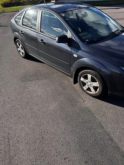 Ford Focus 2006 photo 2