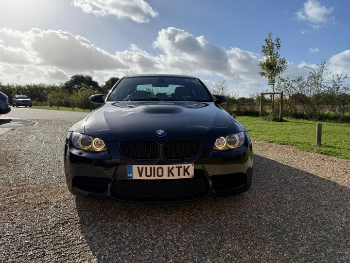 BMW M3 2010 photo 4