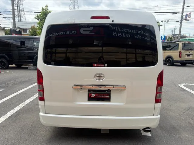 Toyota Hiace Wagon 2011 photo 5