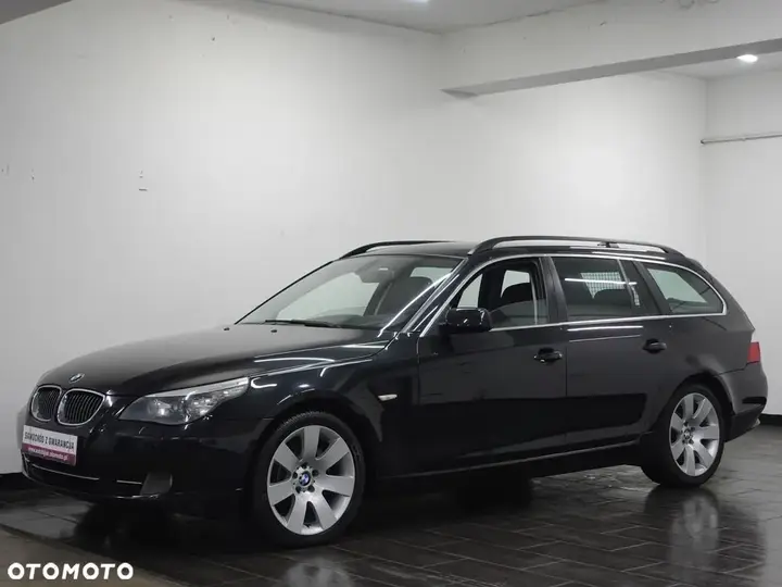 BMW 5 Series 2009 photo 4