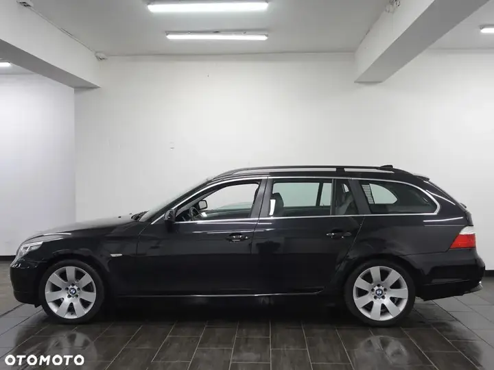 BMW 5 Series 2009 photo 5