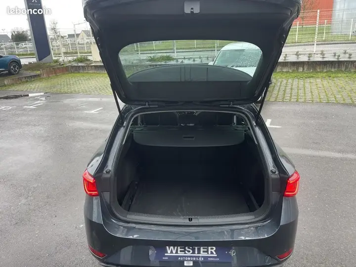 Seat Leon 2025 photo 5