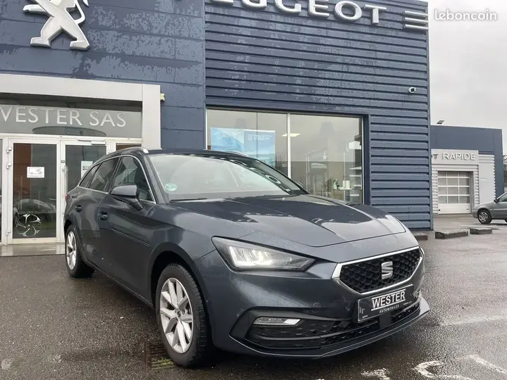 Seat Leon 2025 photo 2