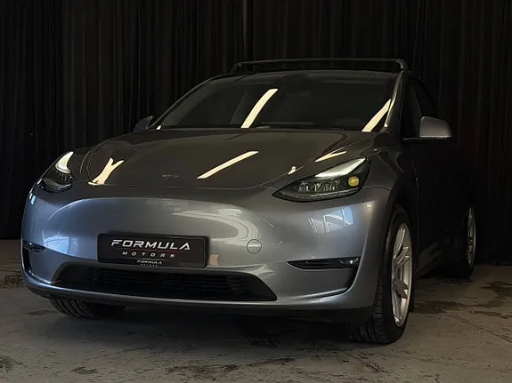 Tesla Model Y 2023 photo 3