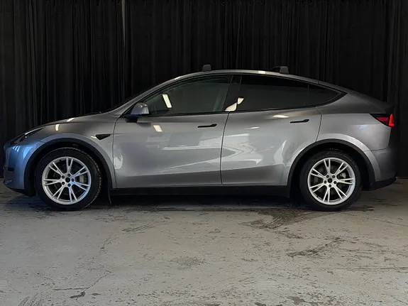 Tesla Model Y 2023 photo 5