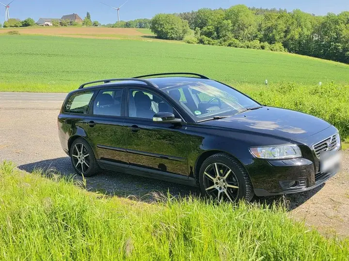 Volvo V50