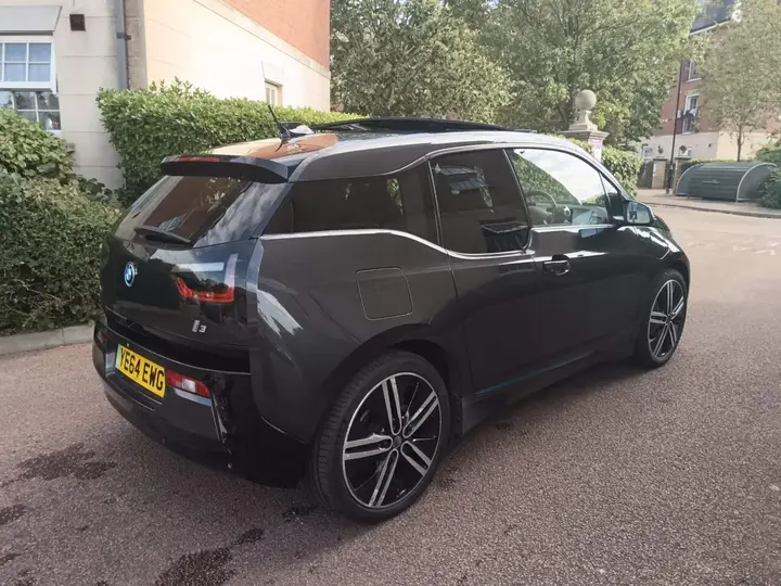 BMW I3