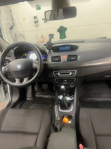 Renault Megane Iii 2011 photo 2
