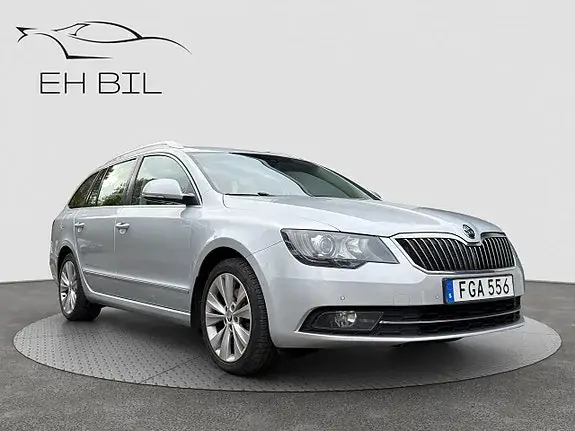 Skoda Superb 2015 photo 3