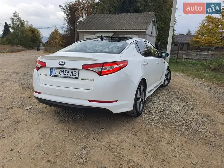 Kia Optima 2013 photo 5