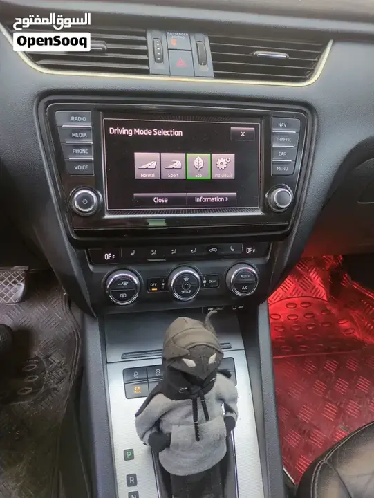 Skoda Octavia 2014 photo 2