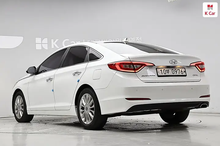 Hyundai Sonata 2016 photo 2