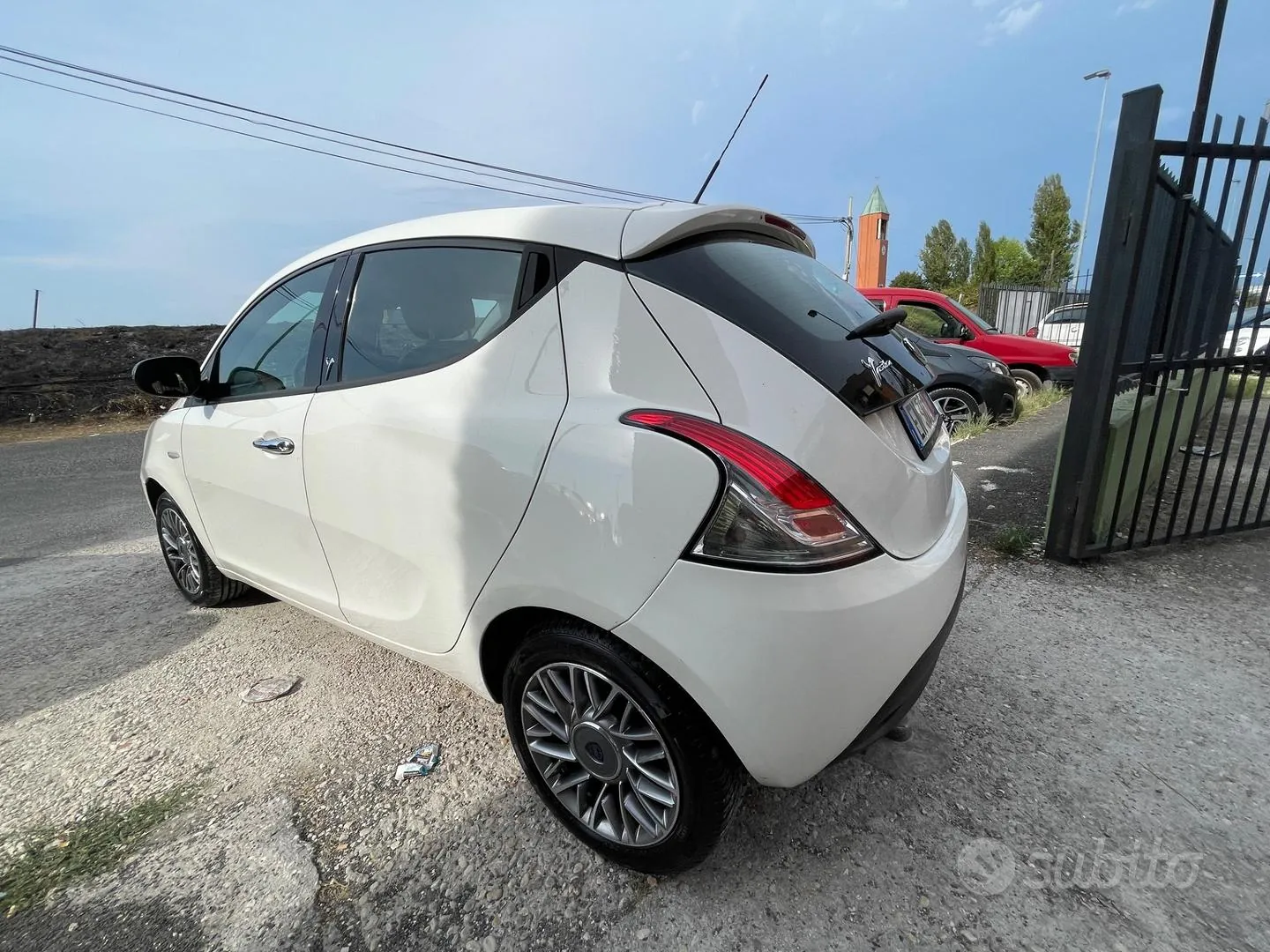 Lancia Ypsilon 2012 photo 5
