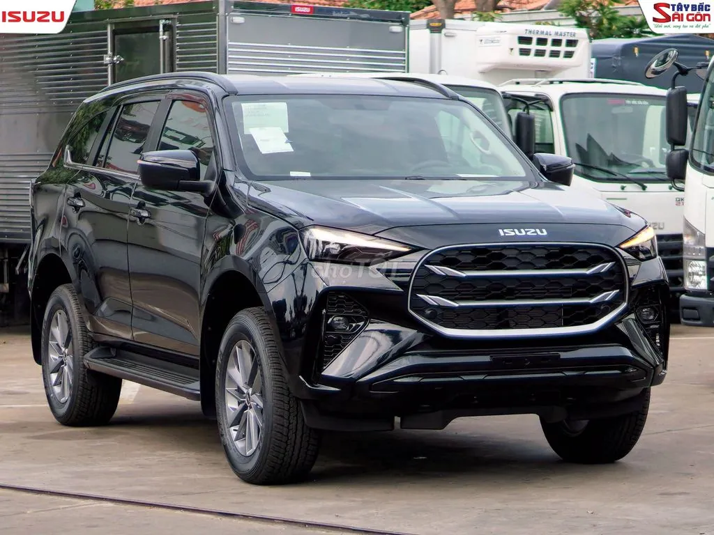 Isuzu Mu-X 2025 photo 2