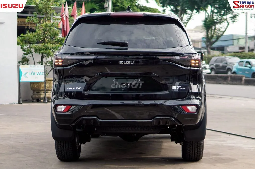 Isuzu Mu-X 2025 photo 3