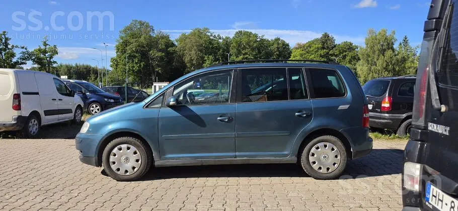 Volkswagen Touran 2004 photo 5