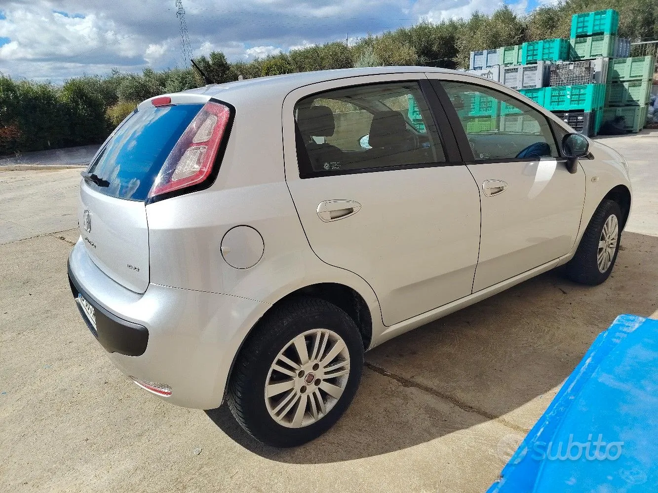Fiat Punto Evo 2011 photo 2