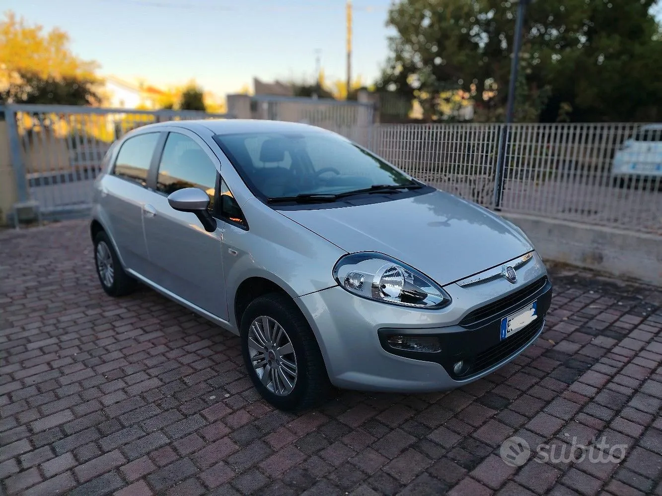 Fiat Punto Evo 2011 photo 5