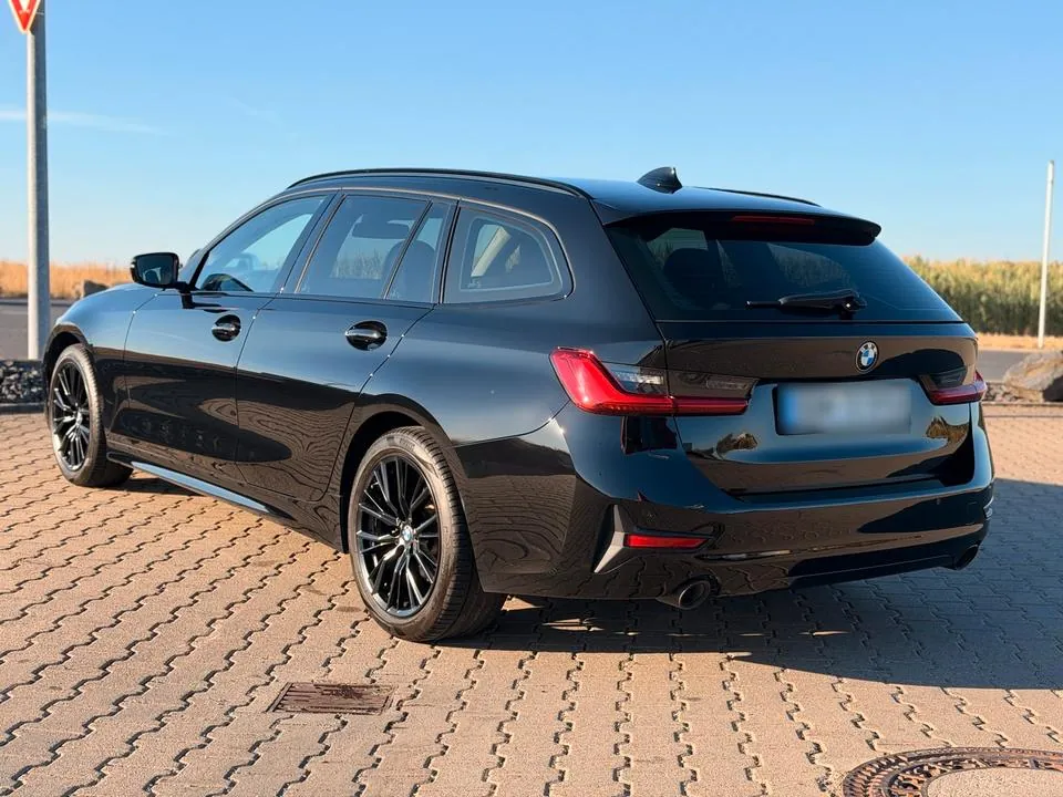 BMW G21