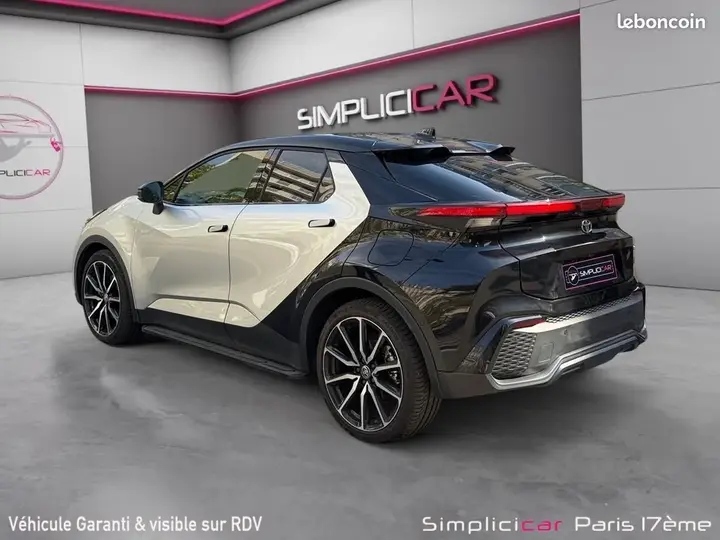 Toyota C-Hr 2025 photo 3