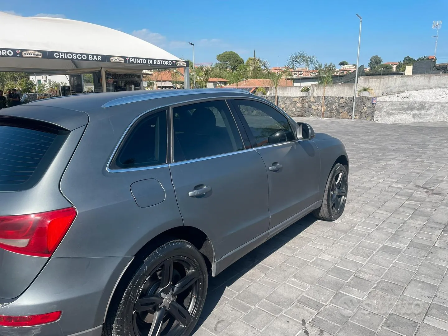 Audi Q5 2010 photo 4