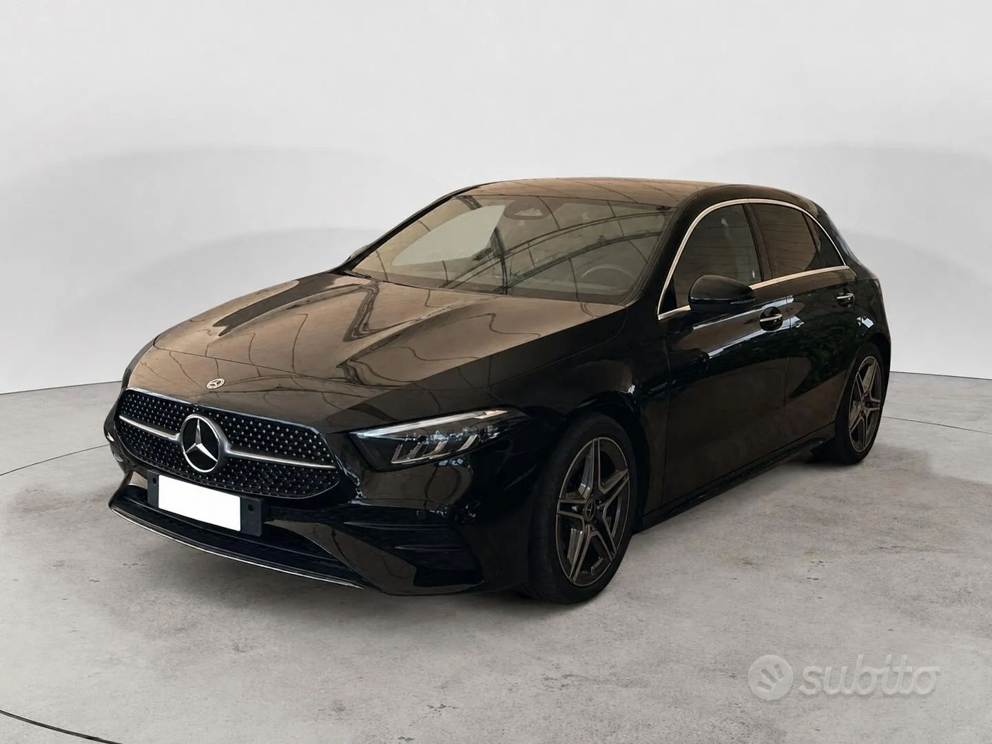 Mercedes-Benz A 180 2023 photo 3