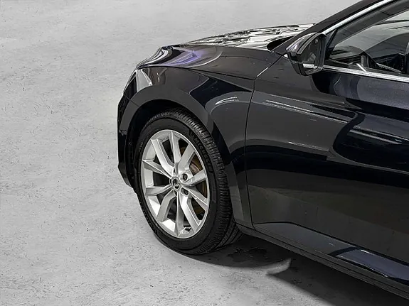 Skoda Superb 2018 photo 4