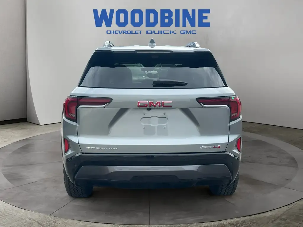 GMC Terrain 2027 photo 4