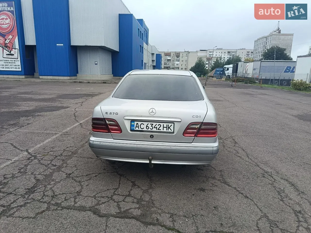 Mercedes-Benz E-Class 2001 photo 3