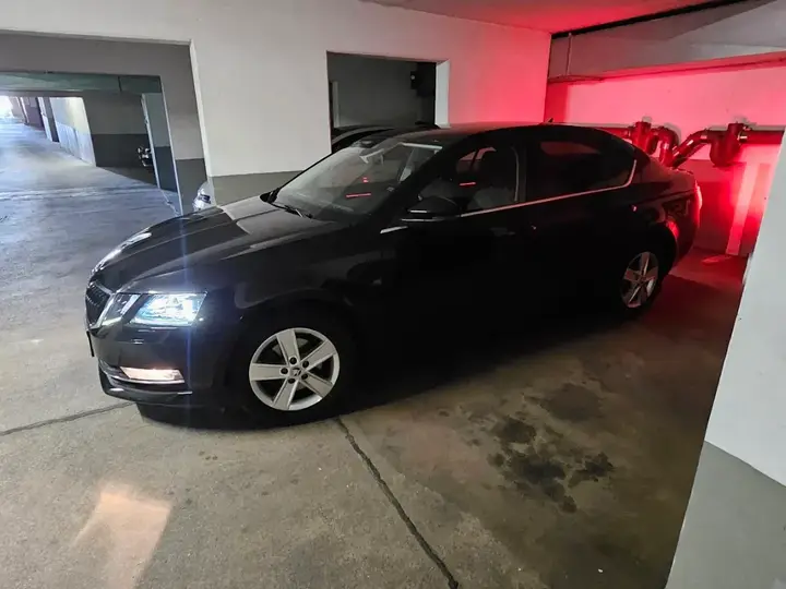 Skoda Octavia 2017 photo 2