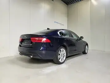 Jaguar Xe 2019 photo 3