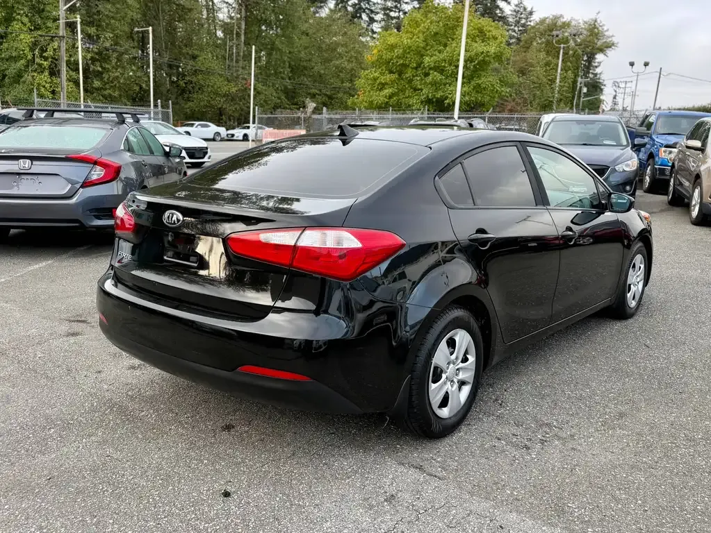 Kia Forte 2016 photo 4