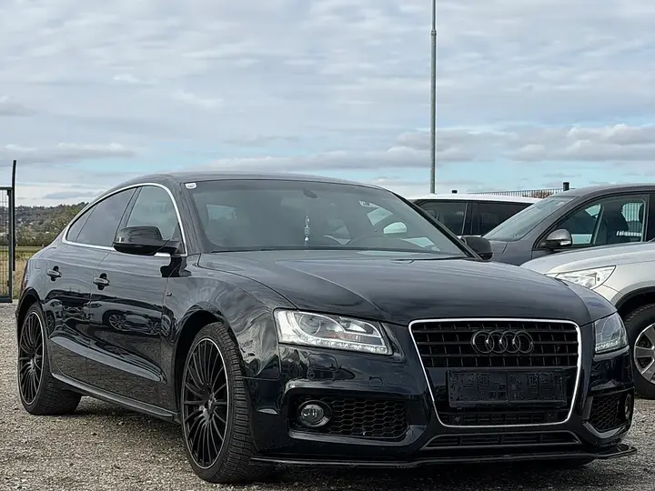 Audi A5 2010 photo 3
