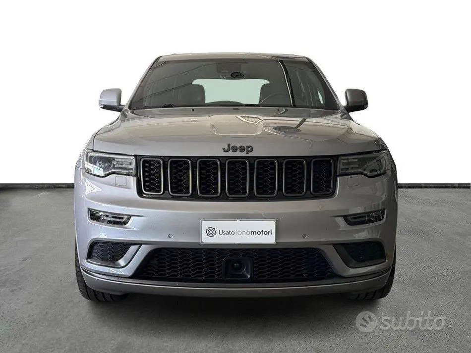 Jeep Grand Cherokee 2018 photo 2