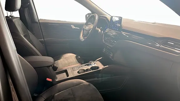 Ford Kuga 2022 photo 3