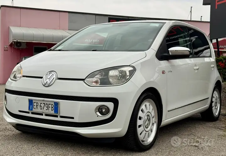 Volkswagen Up 2013 photo 4