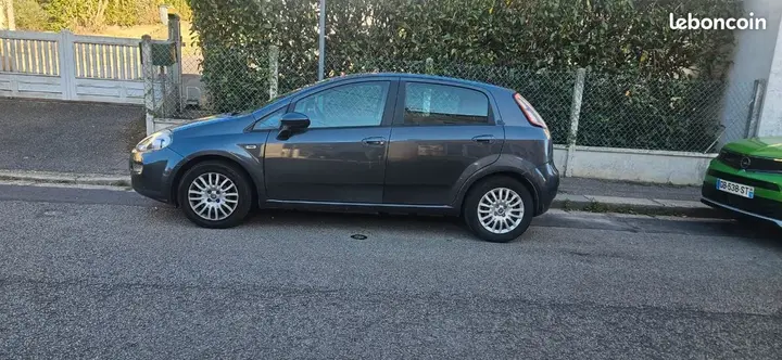 Fiat Punto 2013 photo 3