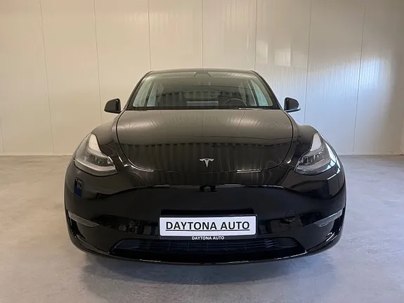 Tesla Model Y 2023 photo 3