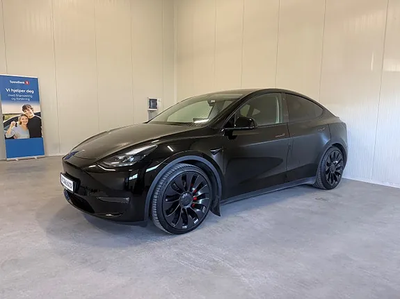 Tesla Model Y 2023 photo 2