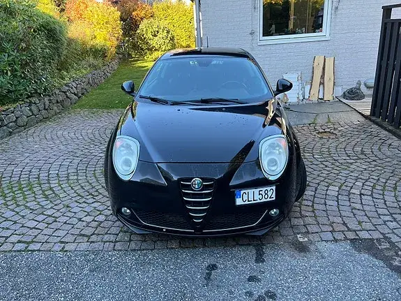 Alfa Romeo Mito 2011 photo 5