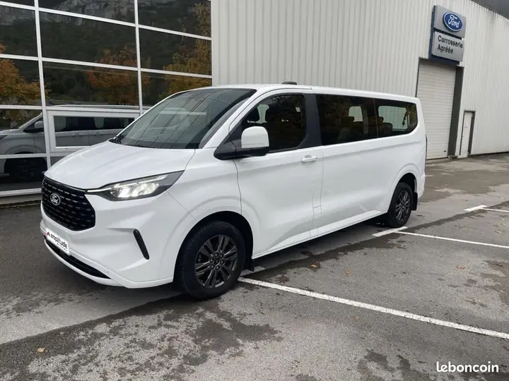 Ford Tourneo Custom