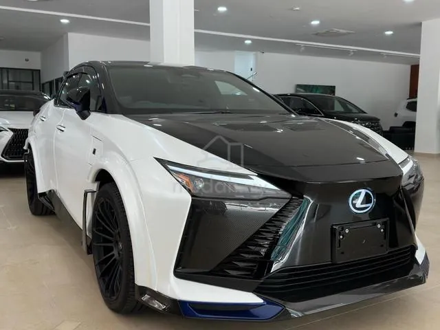 Lexus Rz450E