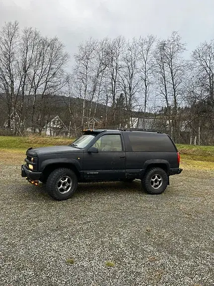 Chevrolet Tahoe 1999 photo 2