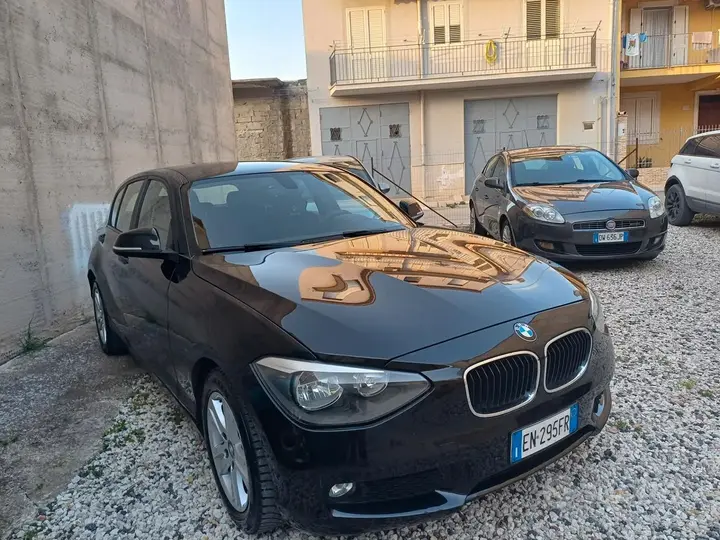 BMW 118 2012 photo 5