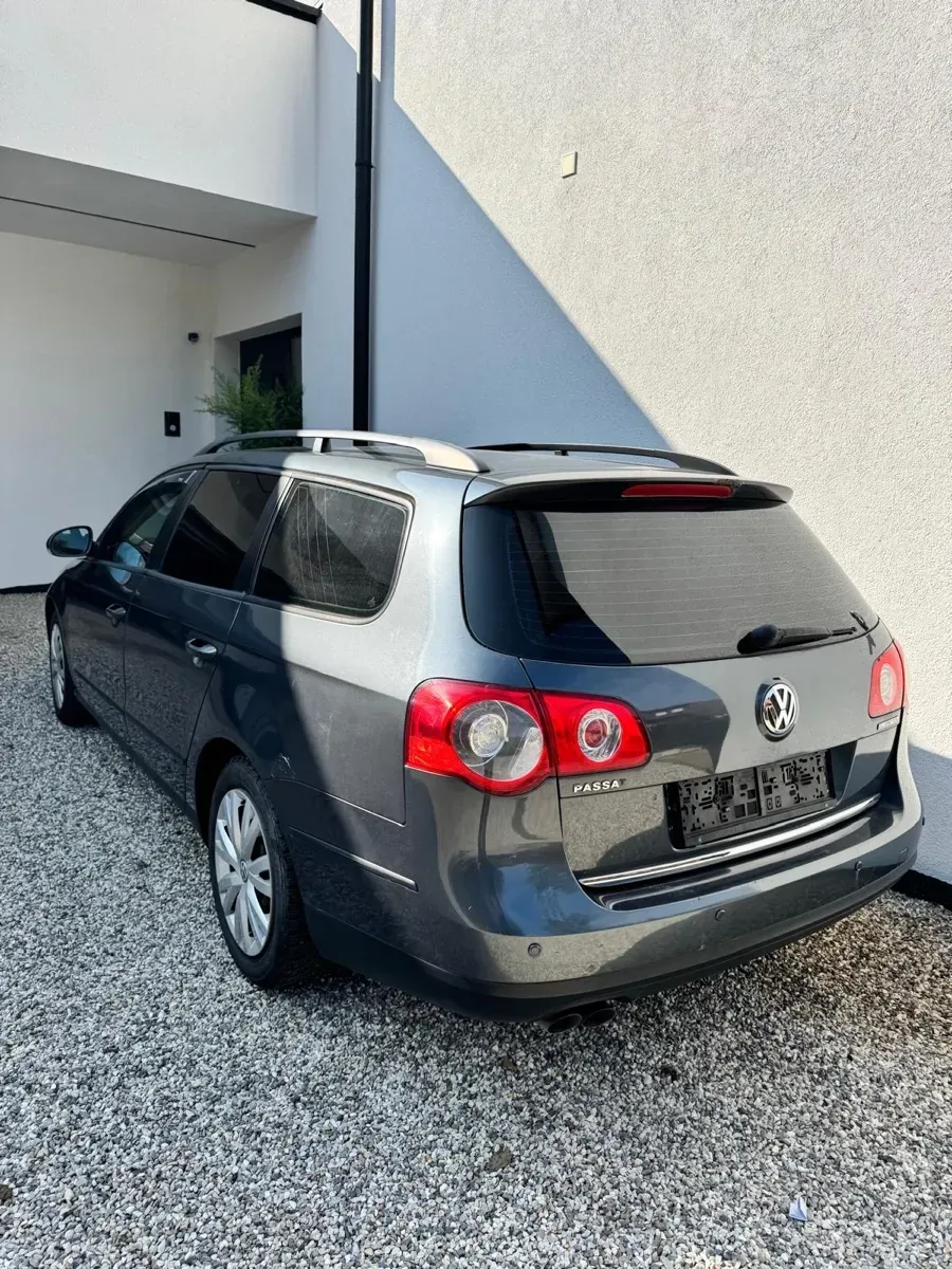 Volkswagen Passat 2009 photo 2