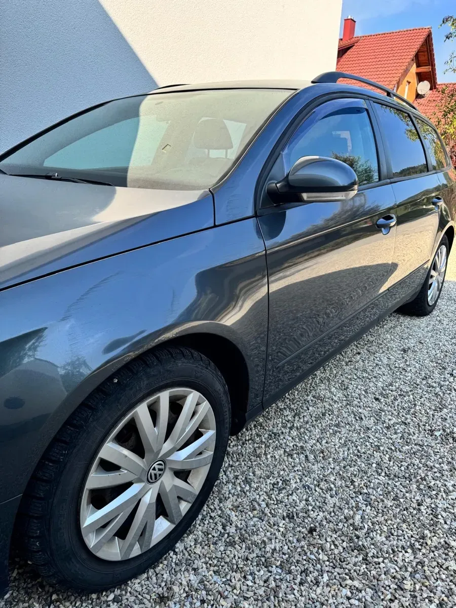 Volkswagen Passat 2009 photo 3