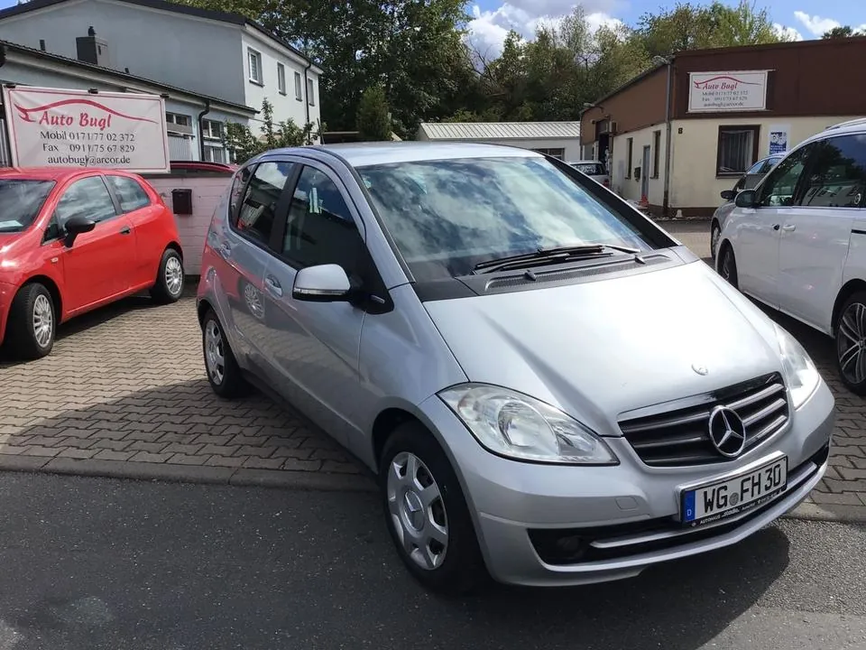 Mercedes-Benz A 180
