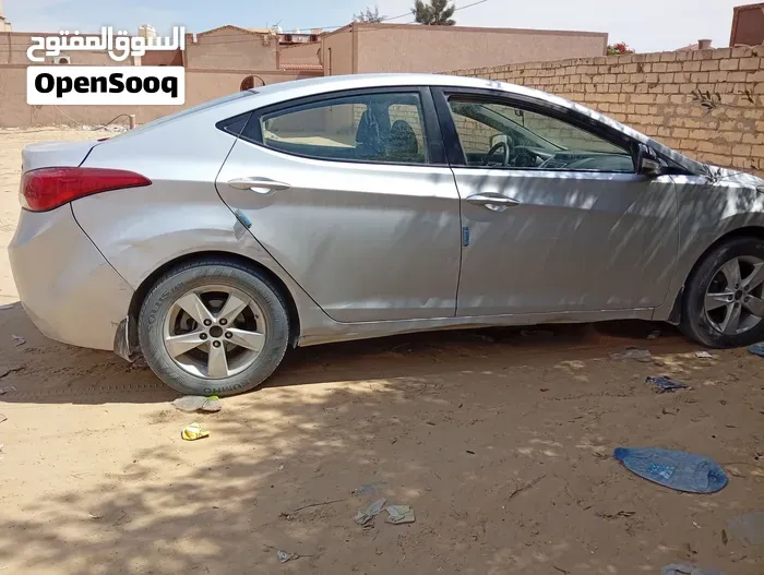 Hyundai Elantra 2012 photo 4