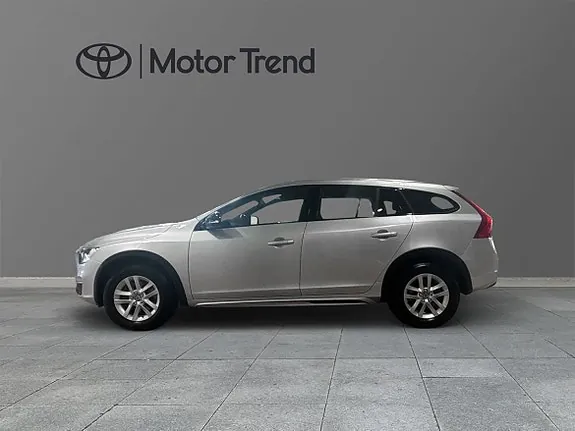 Volvo V60 Cross Country 2016 photo 3