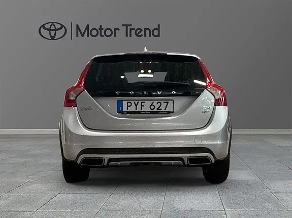 Volvo V60 Cross Country 2016 photo 4